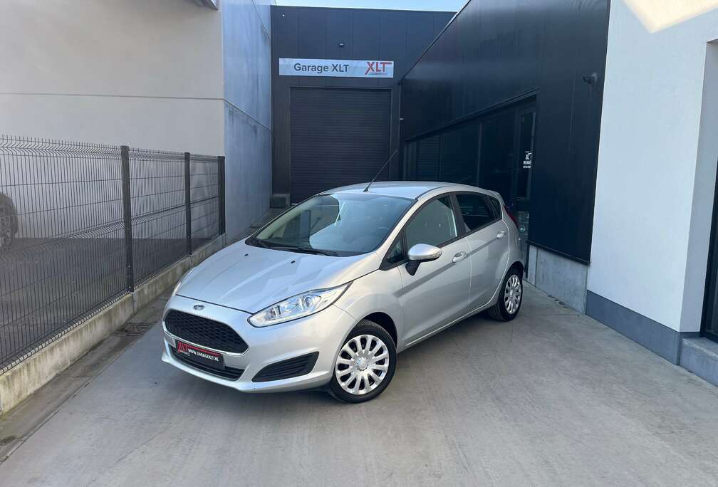 Ford benzine