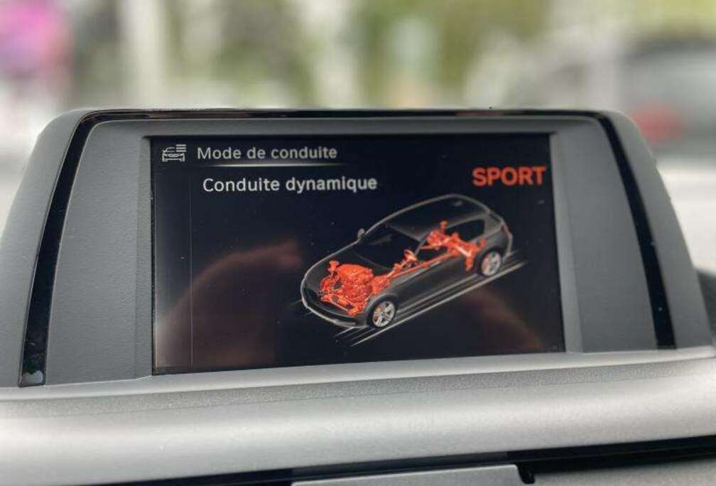 BMW i Steptronic Sport-line