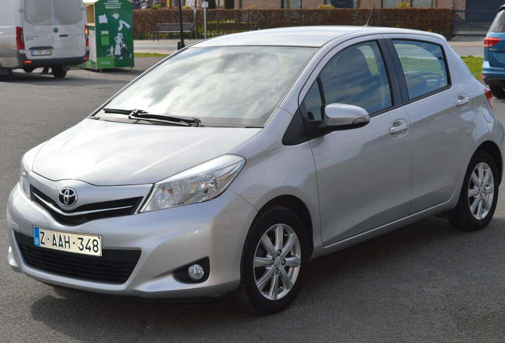Toyota Yaris 1.0i VVT-i Edition 2013
