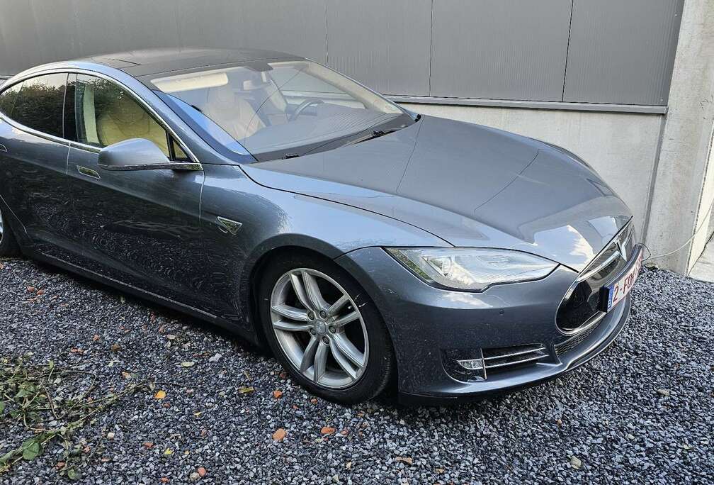 Tesla Performance
