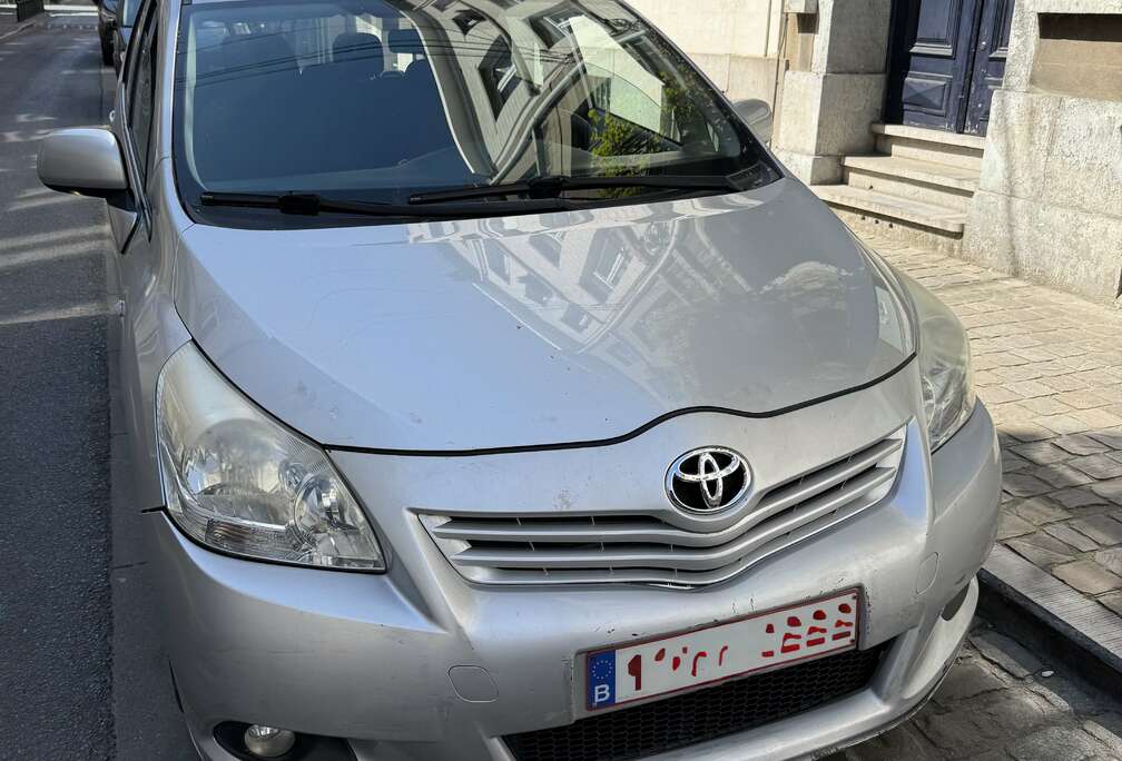 Toyota 2.0 D-4D Luna 7pl. DPF