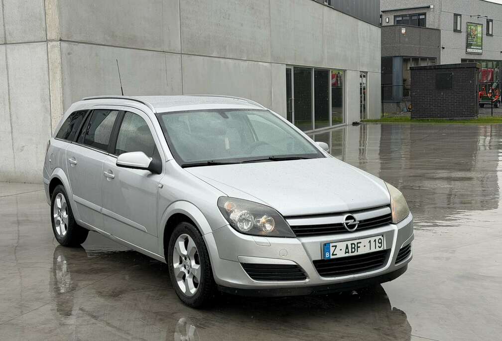 Opel Astra SW 1.7 DTH CDTi Elegance