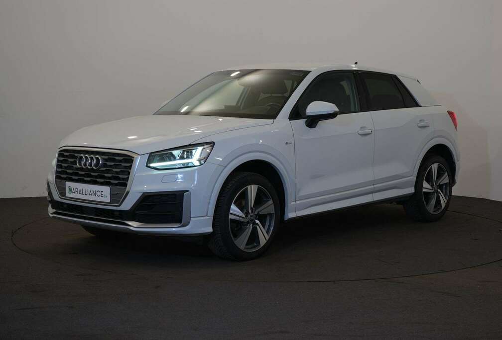 Audi S-line 1.6TDINaviLEDVirtualRéguCamJA18
