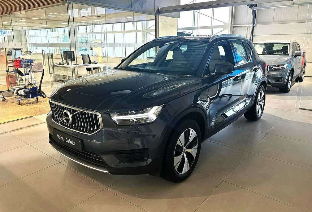 Volvo Recharge Inscription T4 plug-in hybrid