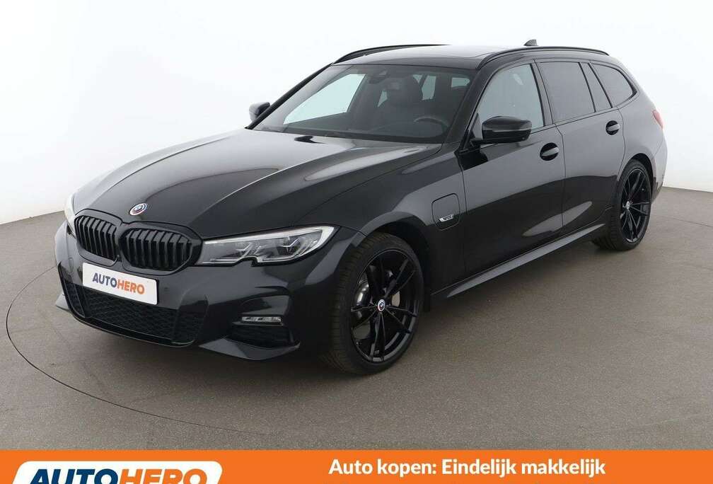 BMW 330e xDrive M Sport