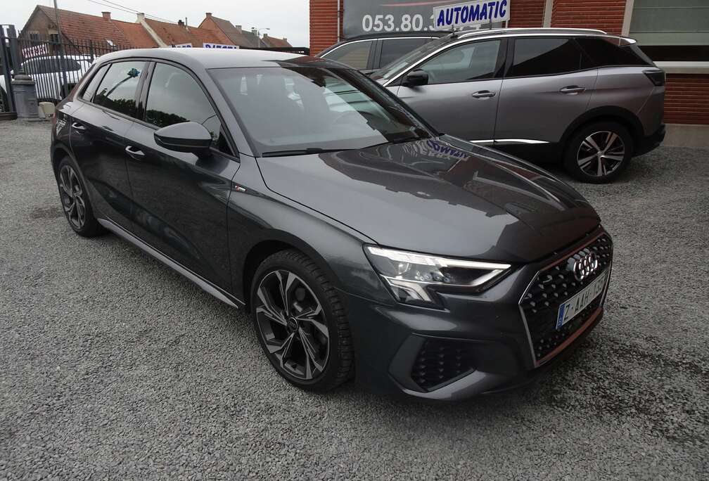 Audi sportback s-line S-tronic model 2024