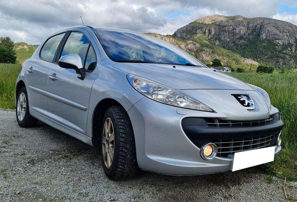 Peugeot 207 1.4i 16v Sporty