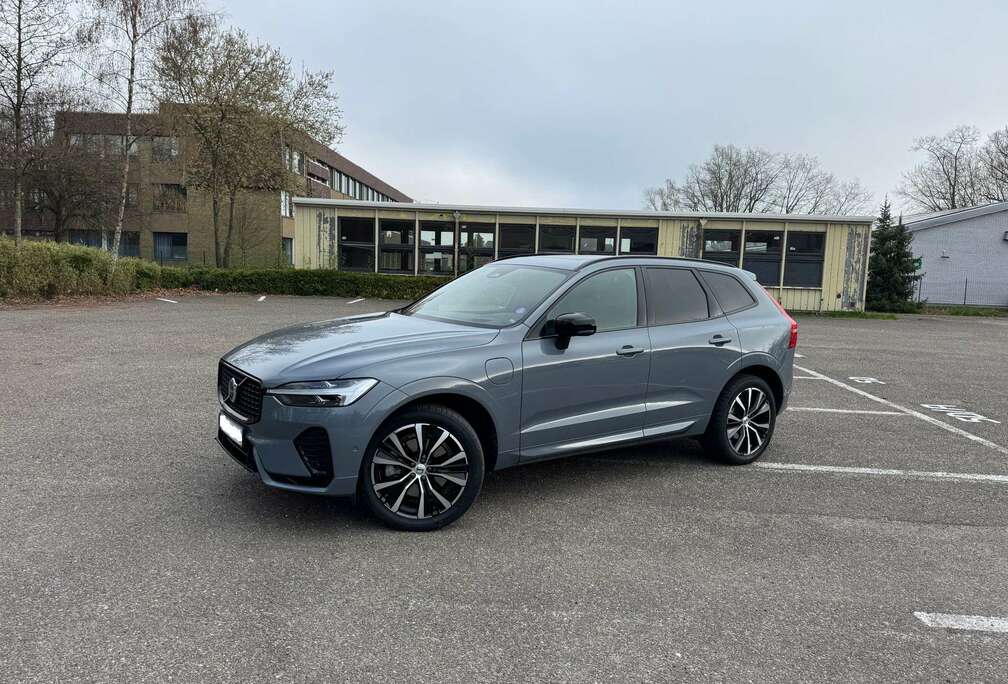 Volvo 2.0 T6 PHEV AWD Ultimate Black Edition (257kW)