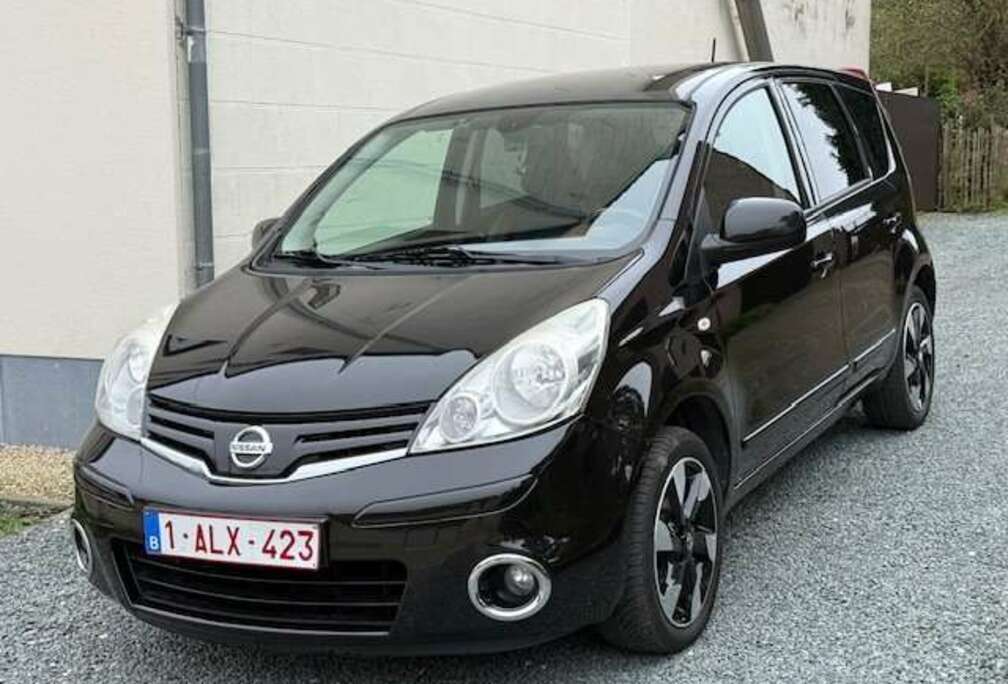 Nissan 1.5 dCi / 1er Main / Carnet / Navi / Cuir / Clim..