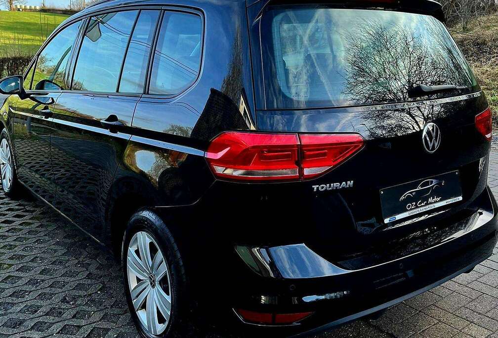 Volkswagen Touran 2.0 TDi SCR Trendline DSG (EU6.2)