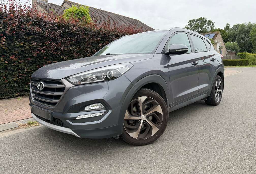 Hyundai Tucson 1.6 T-GDi automaat  schade rechtse deuren