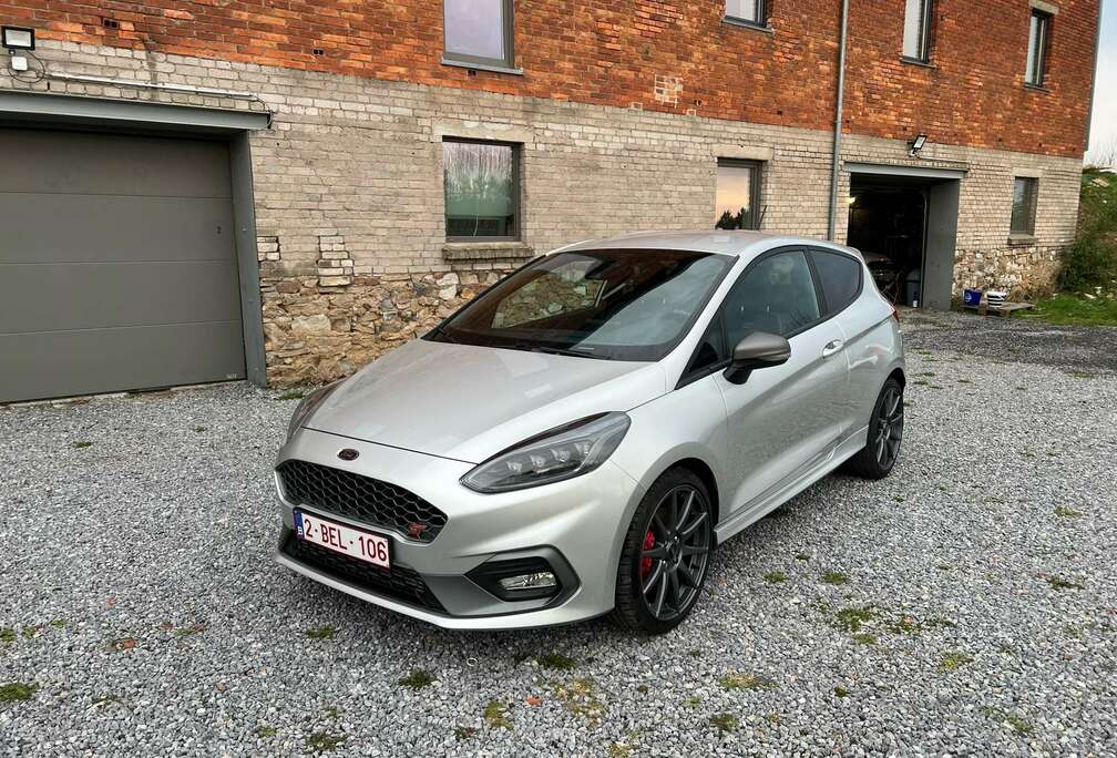 Ford 1.5 EcoBoost ST Ultimate (EU6d)