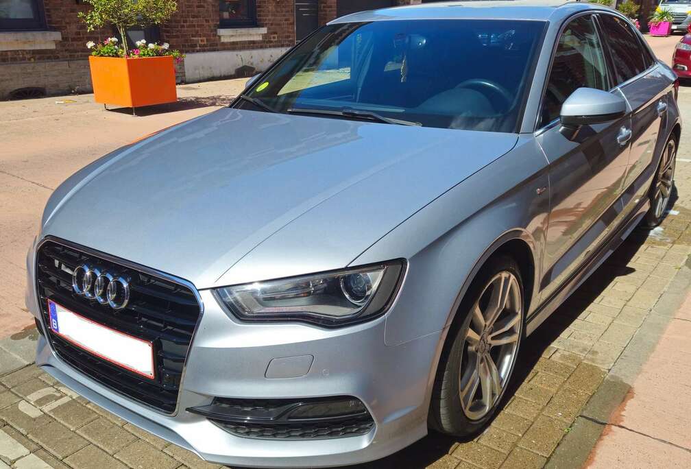 Audi 1.6 TDI Limousine S line