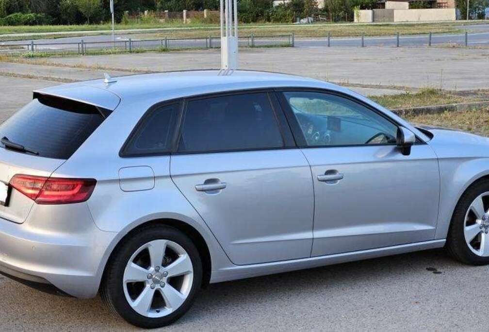 Audi A3 Sportback 1.6 TDi Ambiente