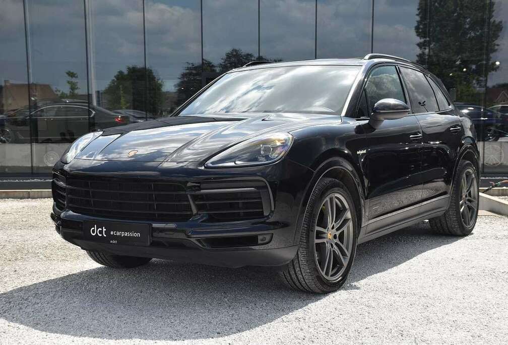 Porsche Hybr Pano 14Way BOSE Chrono Airsusp 21\' Keyless