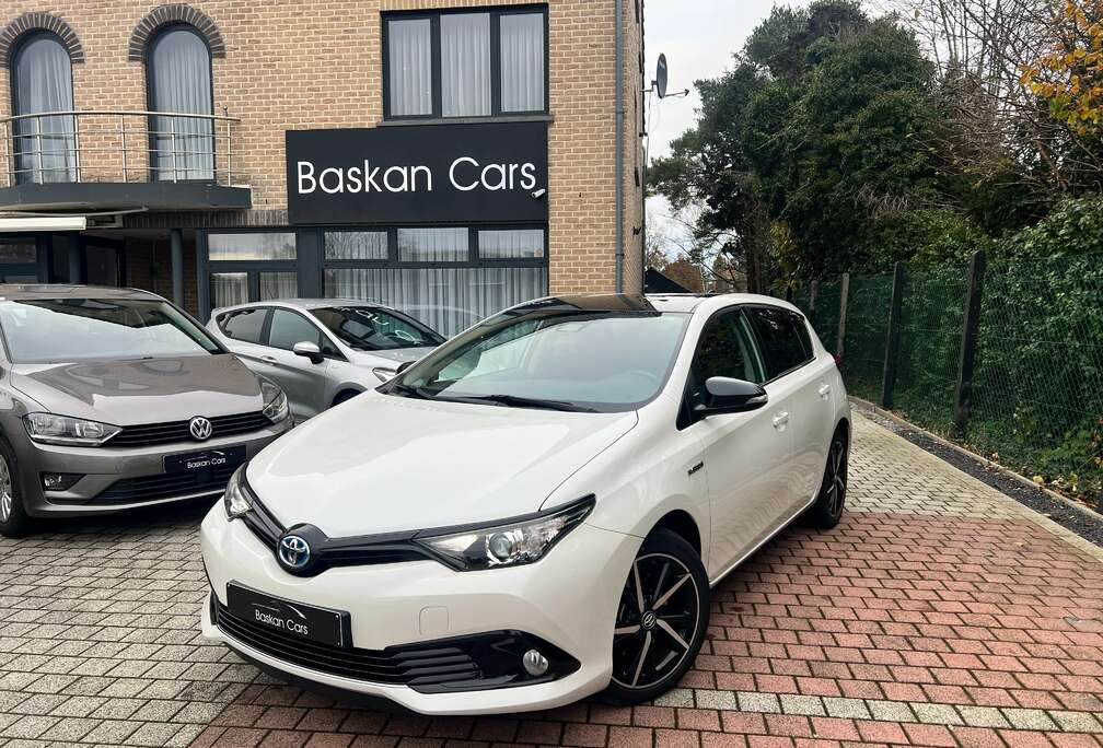 Toyota 1.8i HSD Black Edition/M2019/50.000km/12m garantie