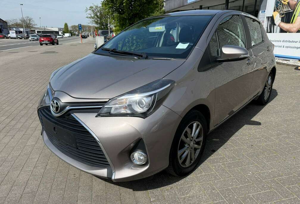 Toyota Yaris 1.33i VVT-i Comfort and pack Style GARANTIE 1 AN/JAAR