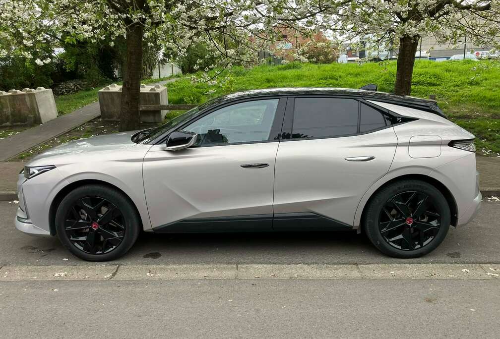 DS 4 PHEV 1.6 E-TENSE Performance Line   (165 kW) (EU6.4)