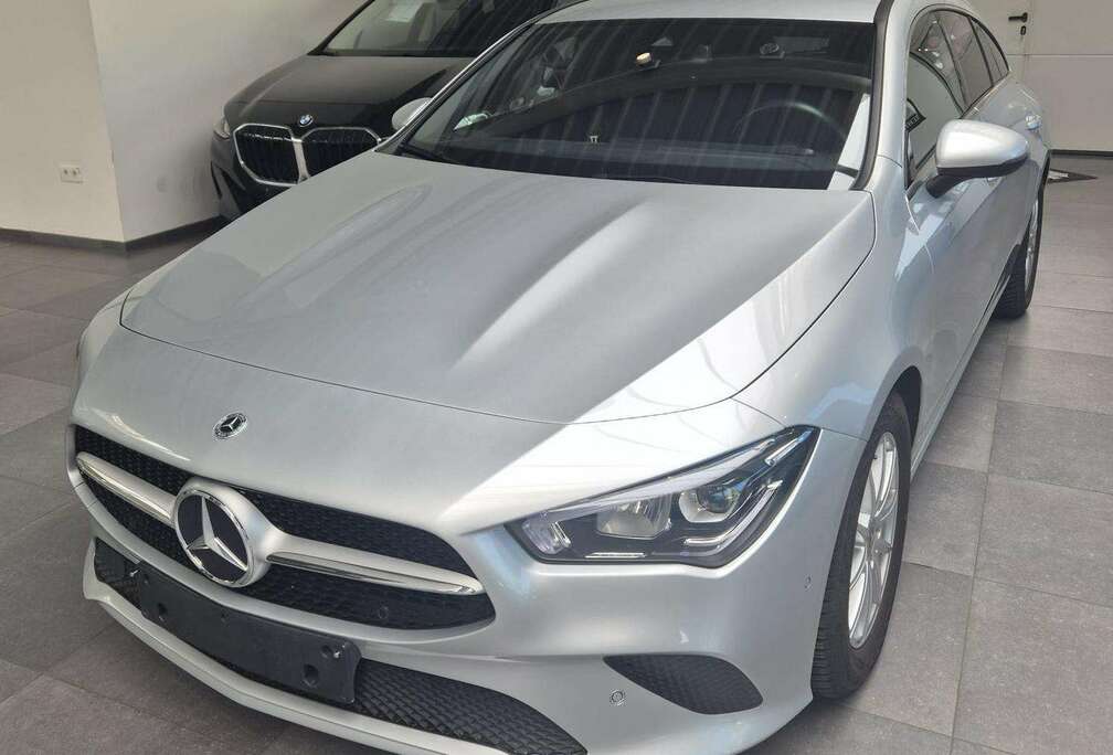 Mercedes-Benz CLA 180 Shooting