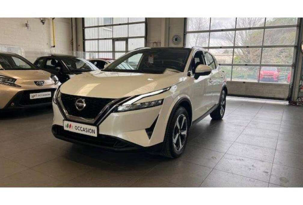 Nissan N-Cnnect