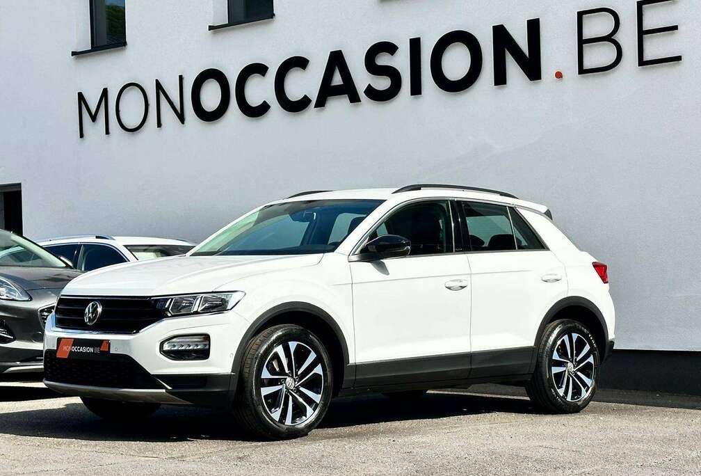 Volkswagen 1.0 IQ DRIVE CUIR LED CARPLAY CAPTEURS CRUISE