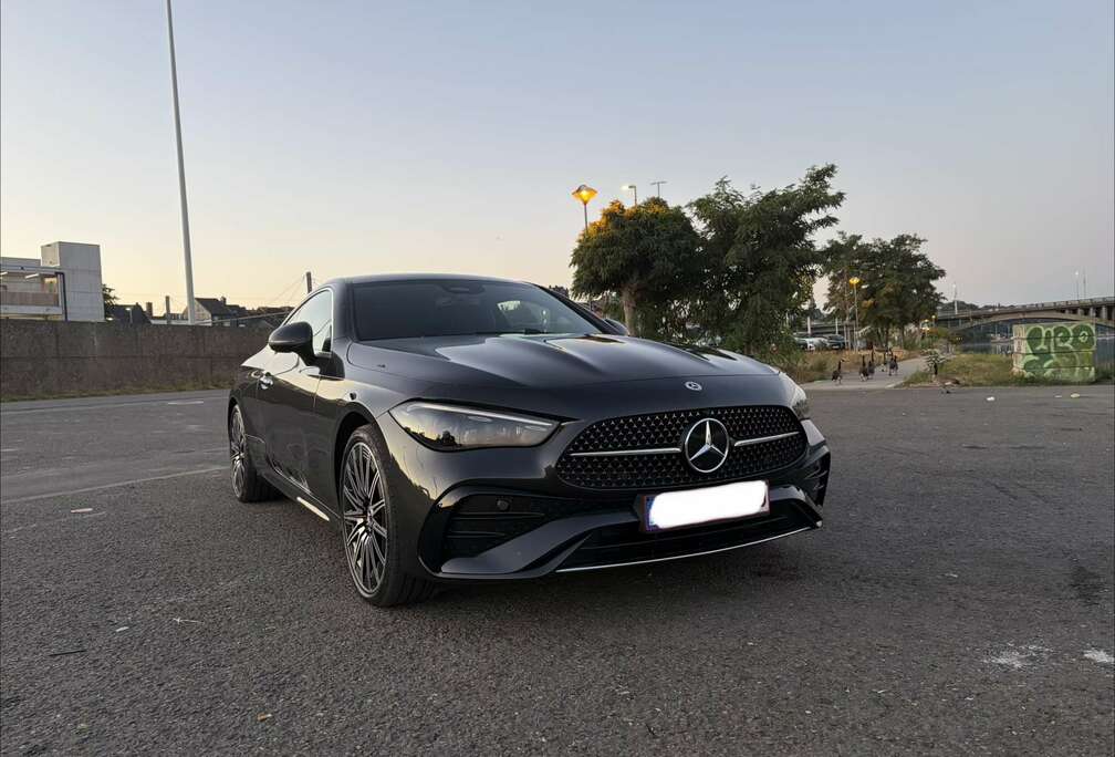 Mercedes-Benz Coupé 4-Matic AMG Line