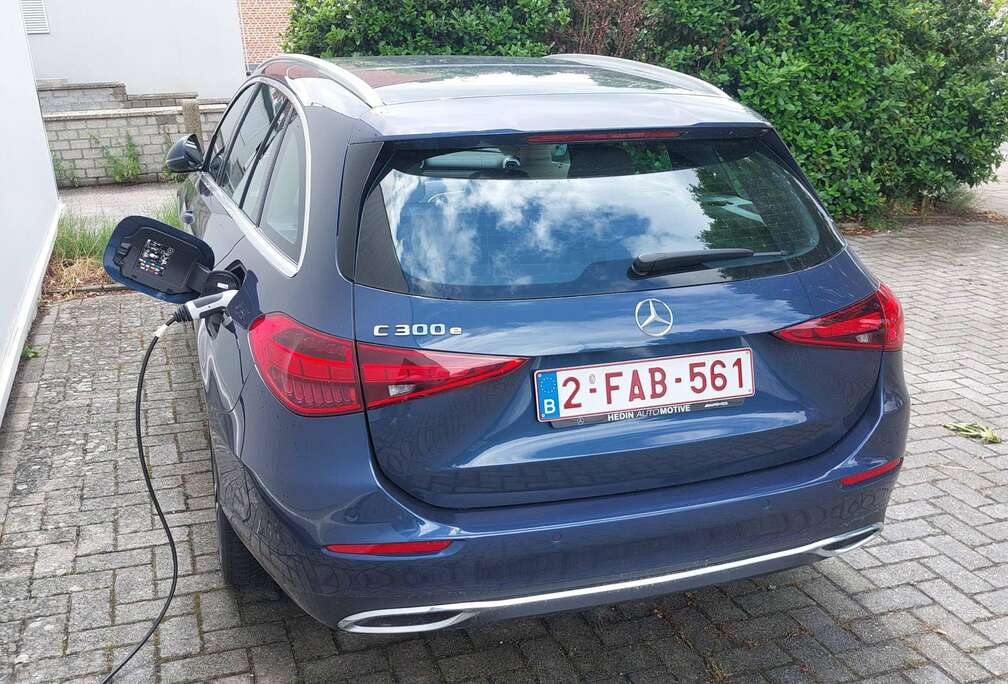 Mercedes-Benz C 300 e Luxury Line