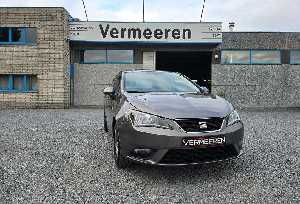 SEAT 1.0 TSI Style / Airco / Navi / Parkpilot / Carplay