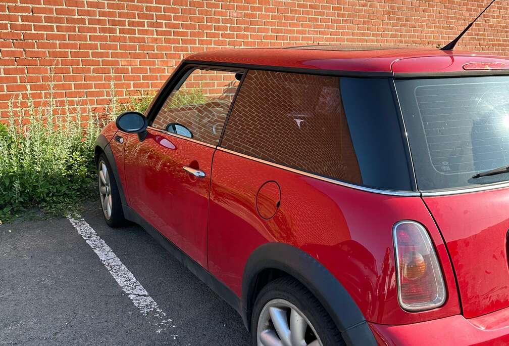 MINI Mini 1.6i 16v Cooper