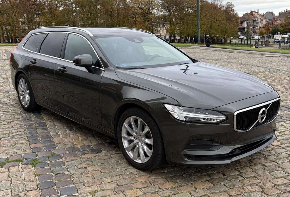 Volvo V90 2.0 D3 Momentum Pro AdBlue (EU6d-TEMP)