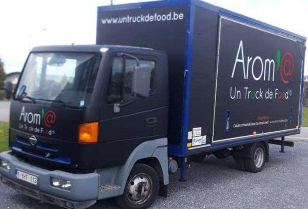 Nissan Atléon camionnette camion