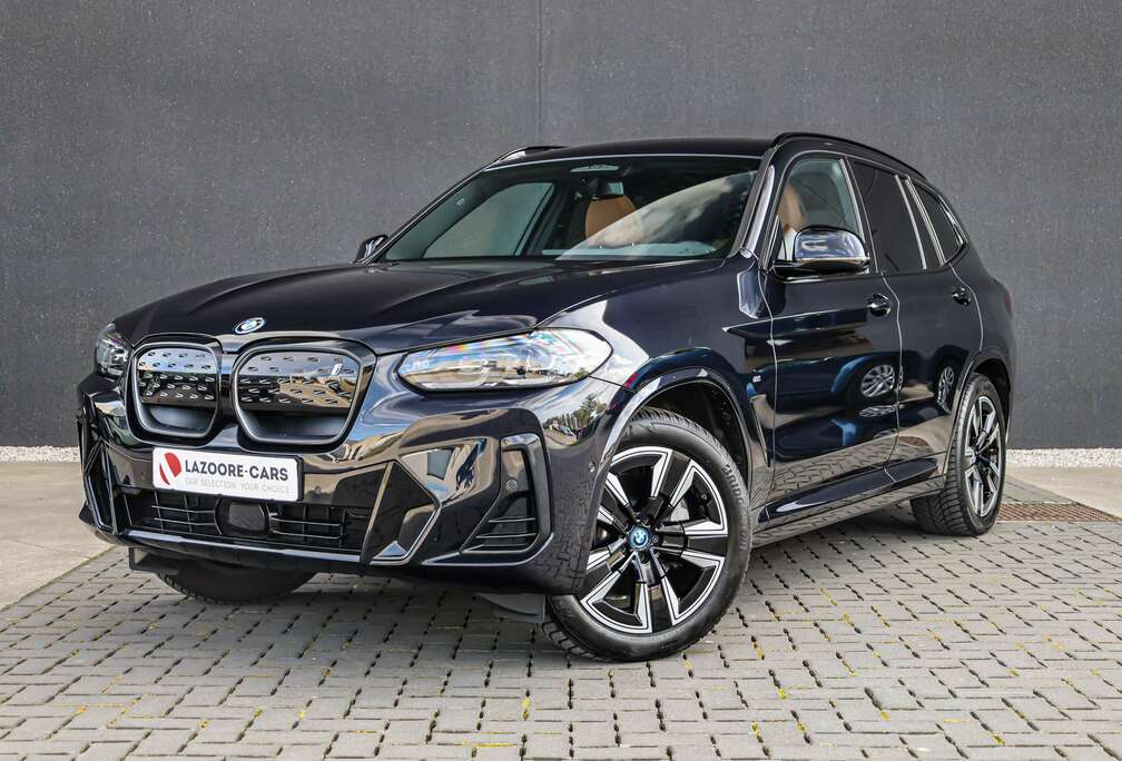 BMW iX3 M-Pack / Bruin Leder