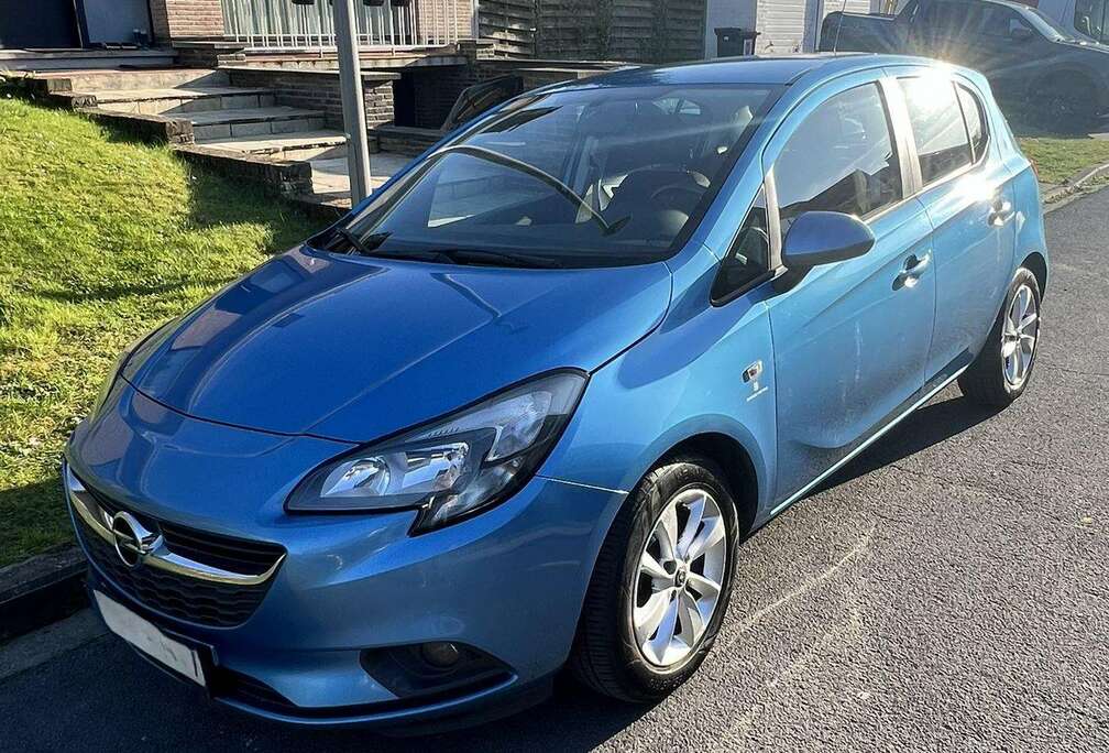 Opel Corsa 1.2i Cosmo