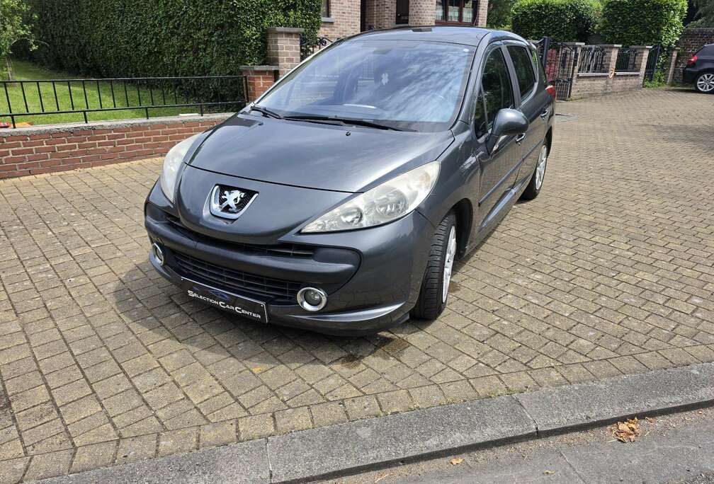 Peugeot 1.4i 16v Trendy prête immatriculer