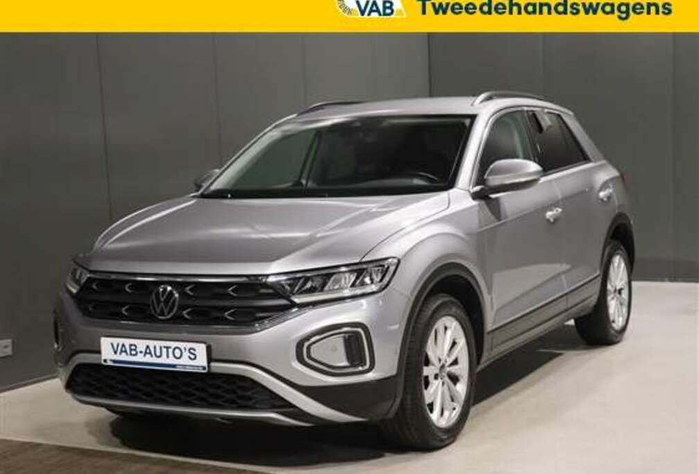 Volkswagen LIFE 1.0 TSI