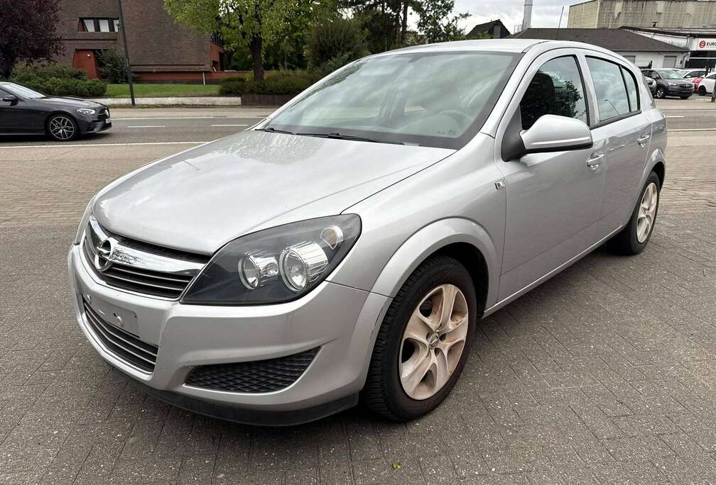 Opel Astra 1.7 CDTi Enjoy Active