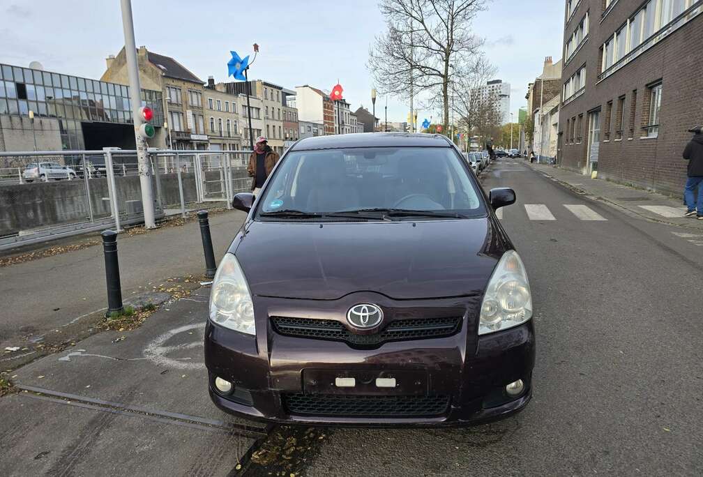 Toyota Corolla Verso 1.8i VVT-i 16v Linea Tribe 7pl.