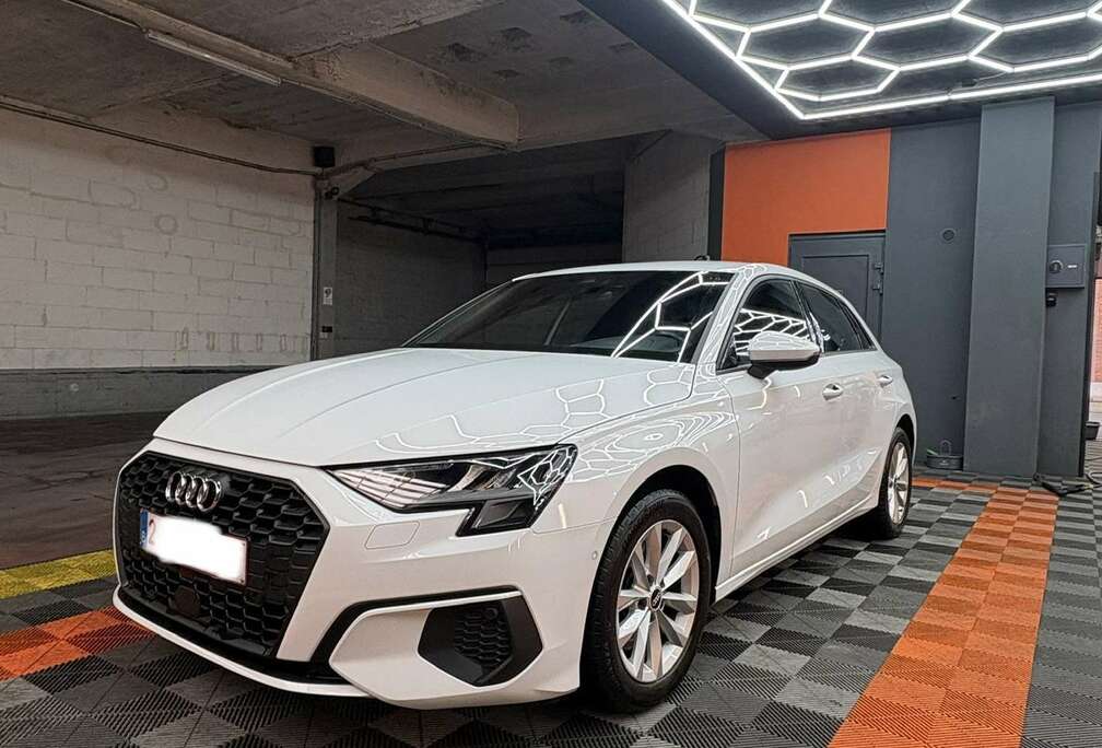 Audi Sportback 30 TFSI S tronic Automatique