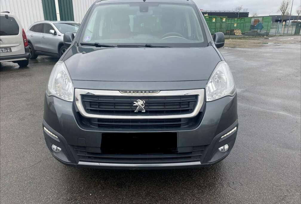 Peugeot Partner Tepee Outdoor 1.2 PureTech Outdoor S