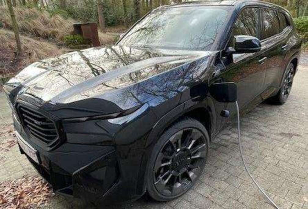 BMW XM PHEV 4.4AS 50e (350 kW)