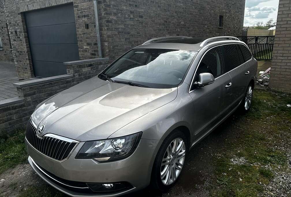 Skoda SW 1.6 CR TDi Elegance DSG