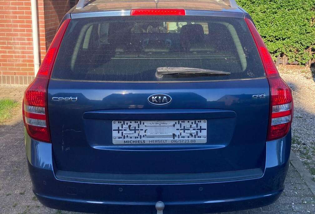 Kia Cee\'d 1.6i EX