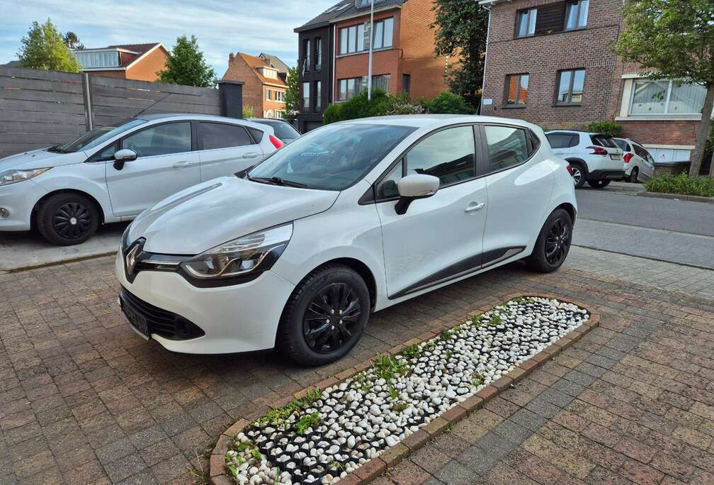 Renault Clio 1.2i Dynamique, Garantie12 Mois, Cruise cotrol, GPS, Bluetooth