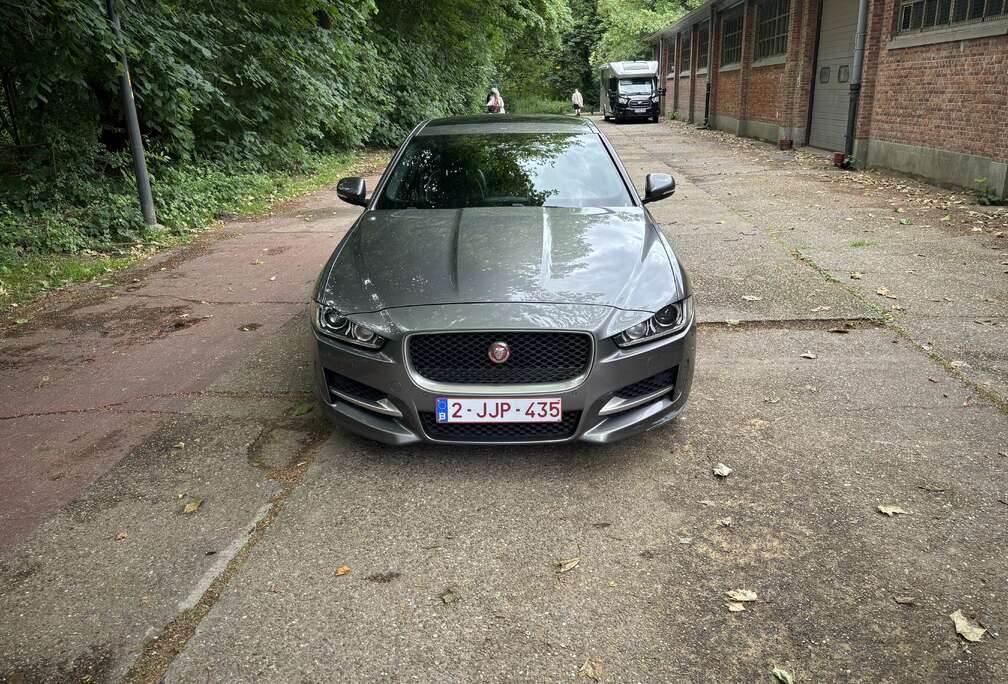 Jaguar 2.0 D R-Sport