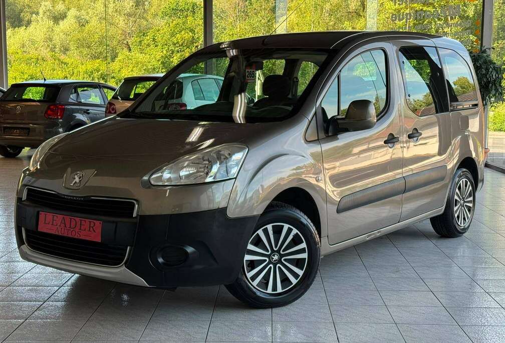 Peugeot 1.6 ESSENCE 98CV - AIRCO - 5 PLACES - CAPTEUR