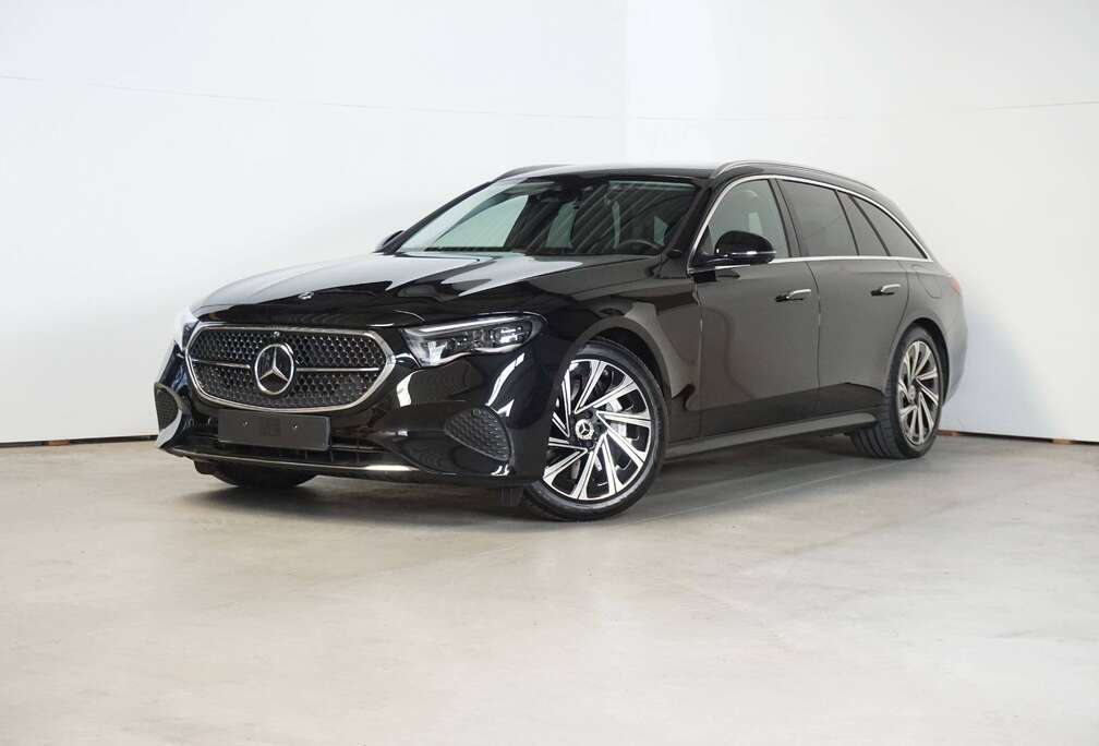 Mercedes-Benz TREKHAAK - BURMESTER 4D