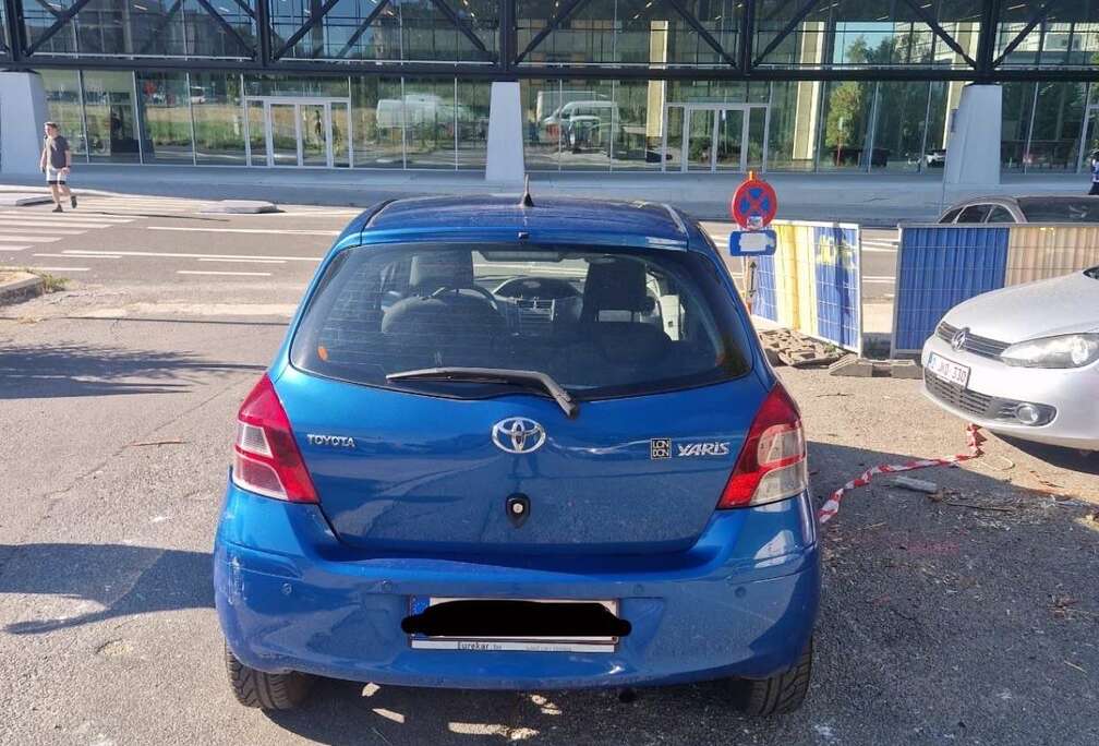 Toyota 1.3i VVT-i 16v Linea Sol