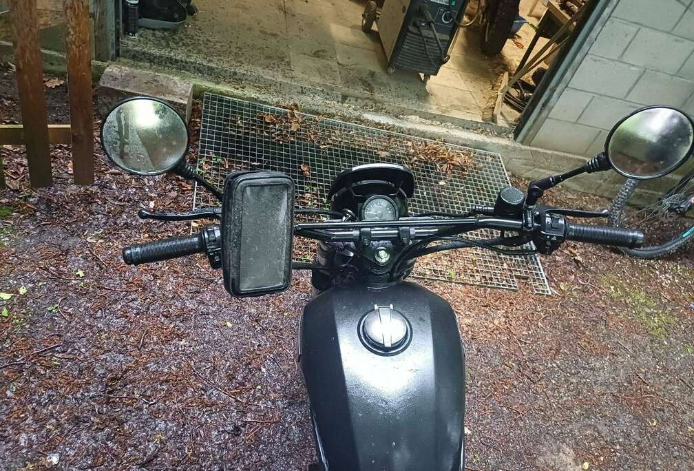 Bx 125x scrambler