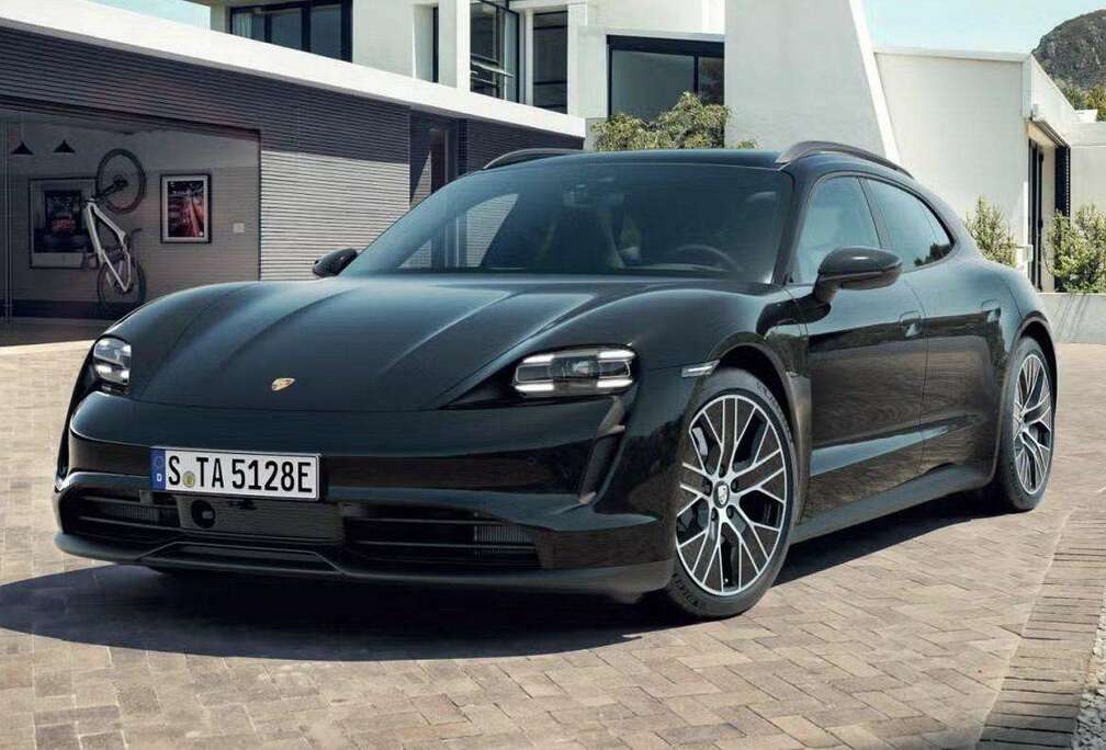 Porsche Sport Turismo  BAT +  PANO  BOSE  PASM  22KW