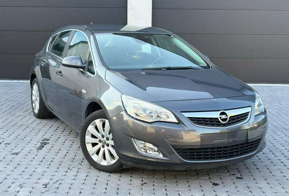 Opel 1.4 ecoFLEX Cosmo